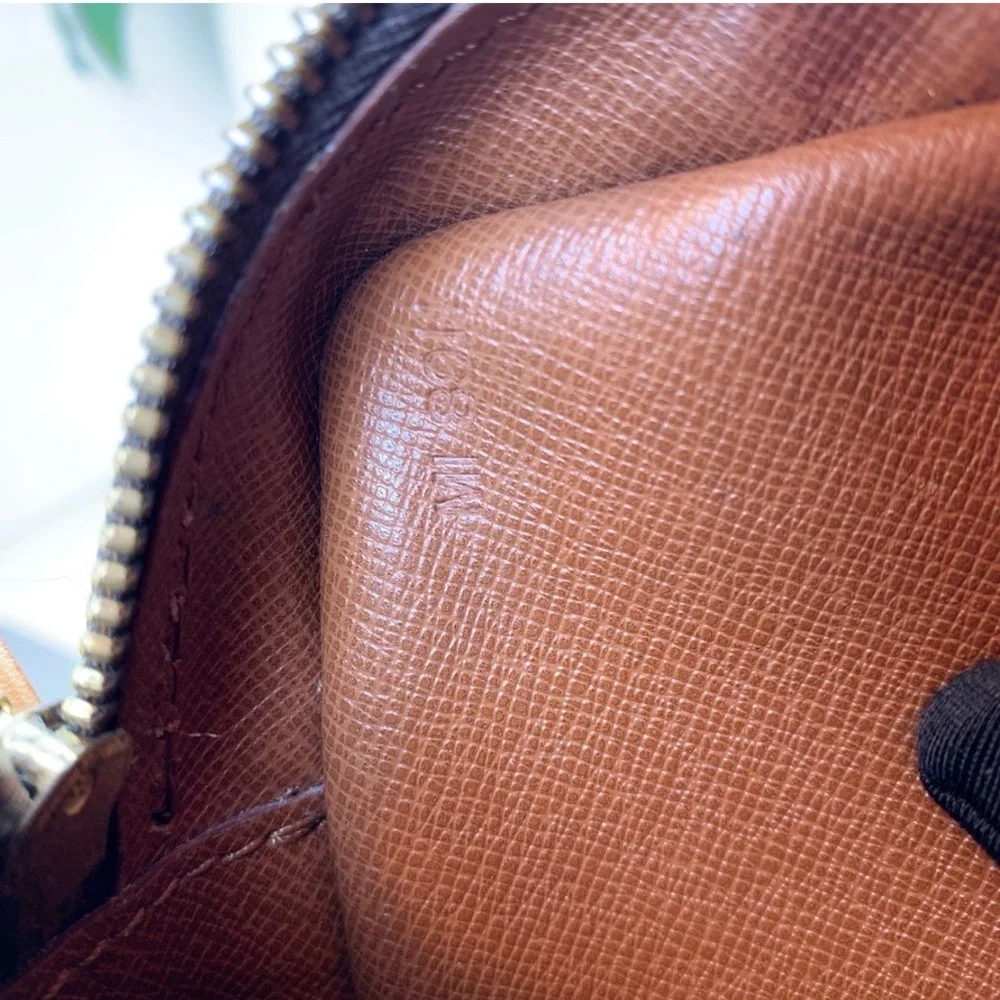 Louis Vuitton Bag - Picture 10 of 10